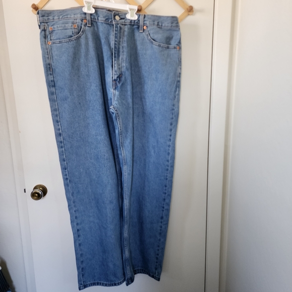 Levis 505 mens 42x32 Levi Jeans used good condition - Picture 3 of 5